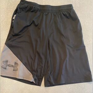 Youth large Under Armour dry fit shorts - large